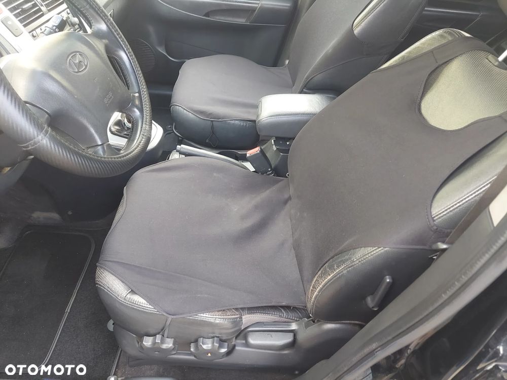 Hyundai Tucson 2.0 Comfort 2WD - 12