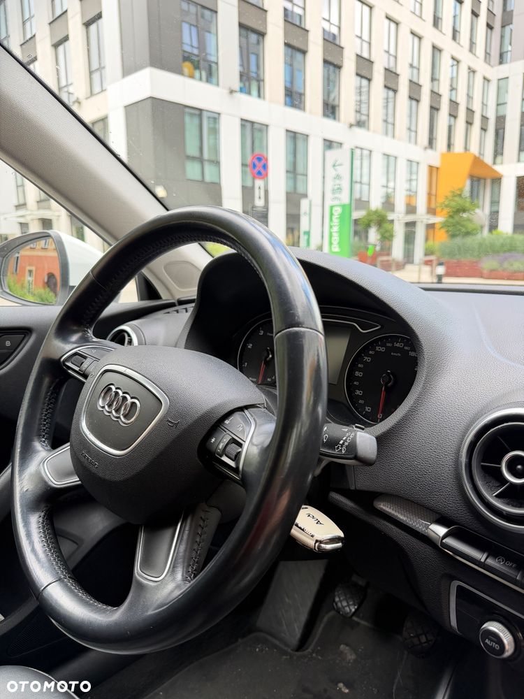 Audi A3 Sportback 1.6 TDI - 9