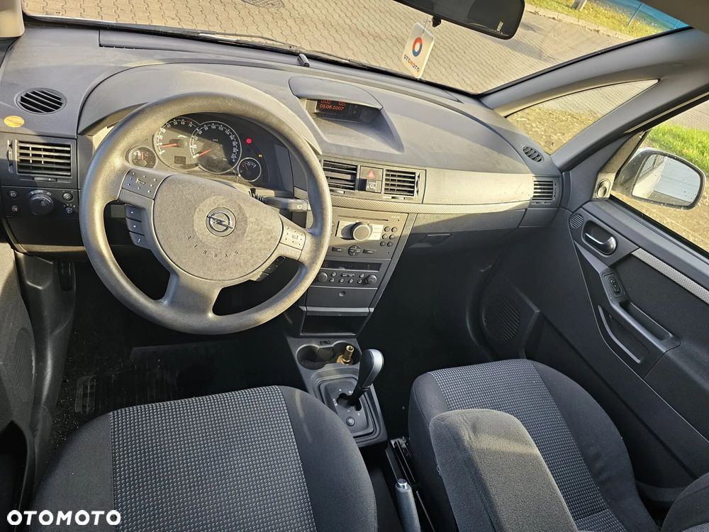 Opel Meriva - 24
