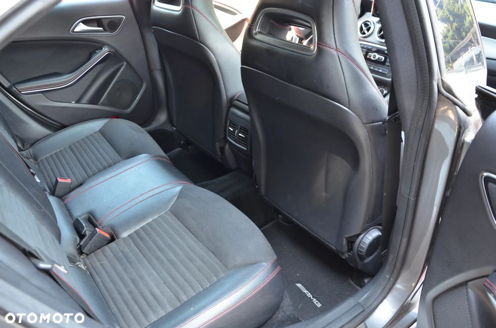 Mercedes-Benz CLA 200 CDI AMG Line - 18