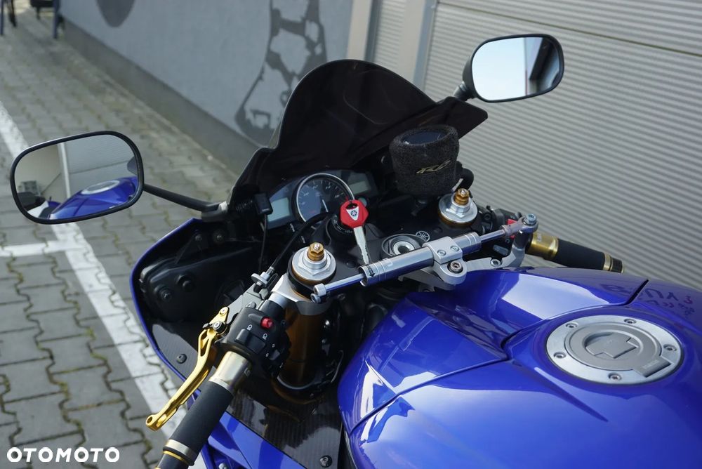 Yamaha YZF - 18