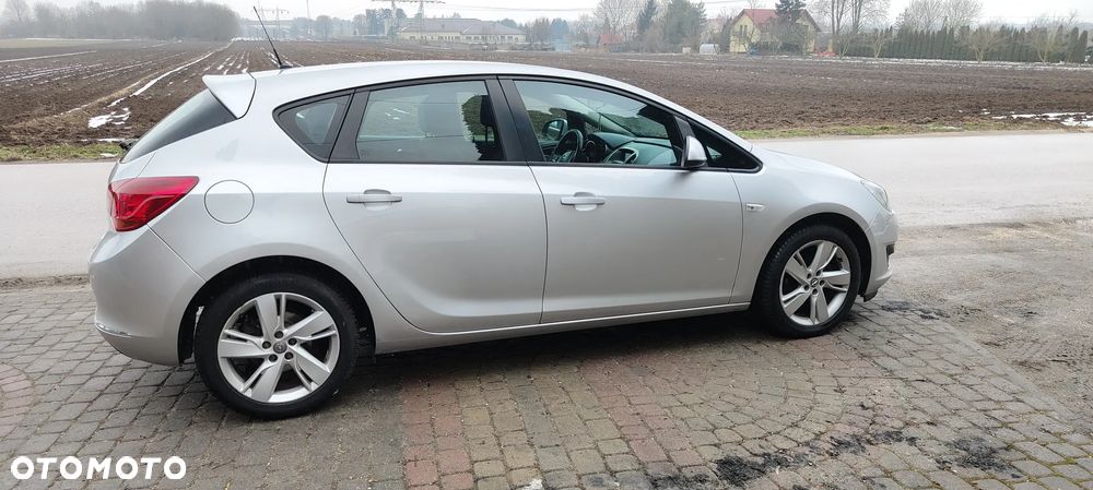 Opel Astra 1.3 CDTI Cosmo S&S - 8