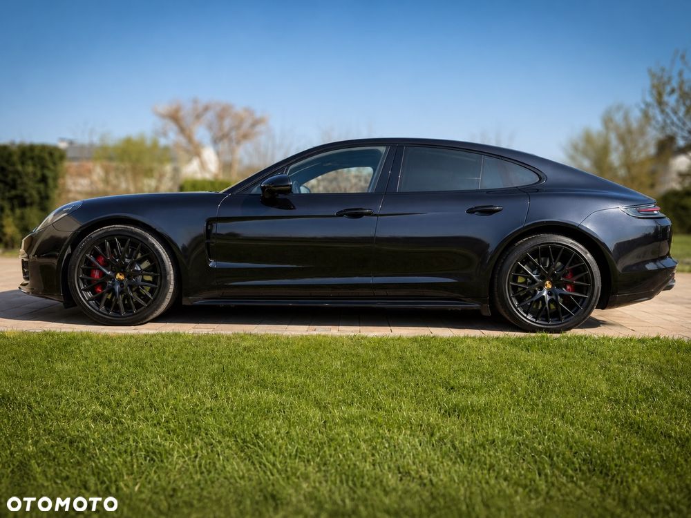 Porsche Panamera Turbo - 7