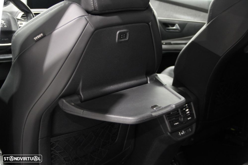 Peugeot 5008 BlueHDI 130 Allure Pack - 28