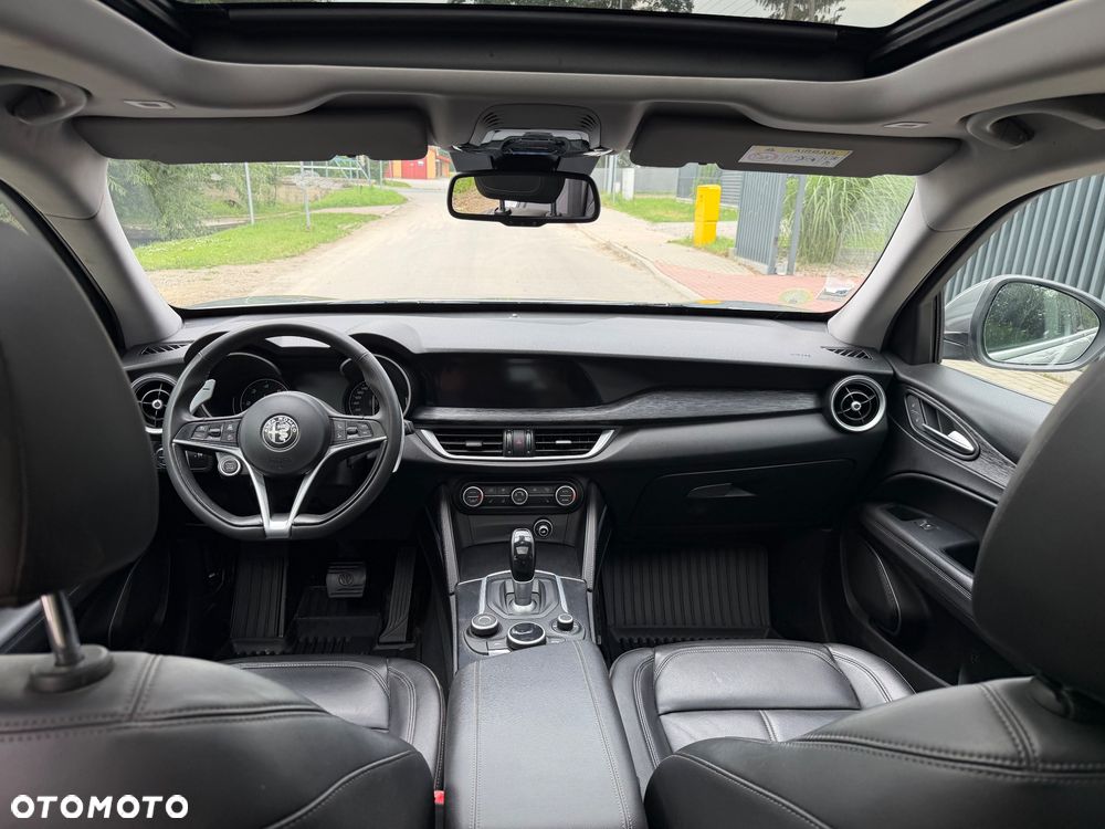 Alfa Romeo Stelvio 2.2 JTDM Super - 12
