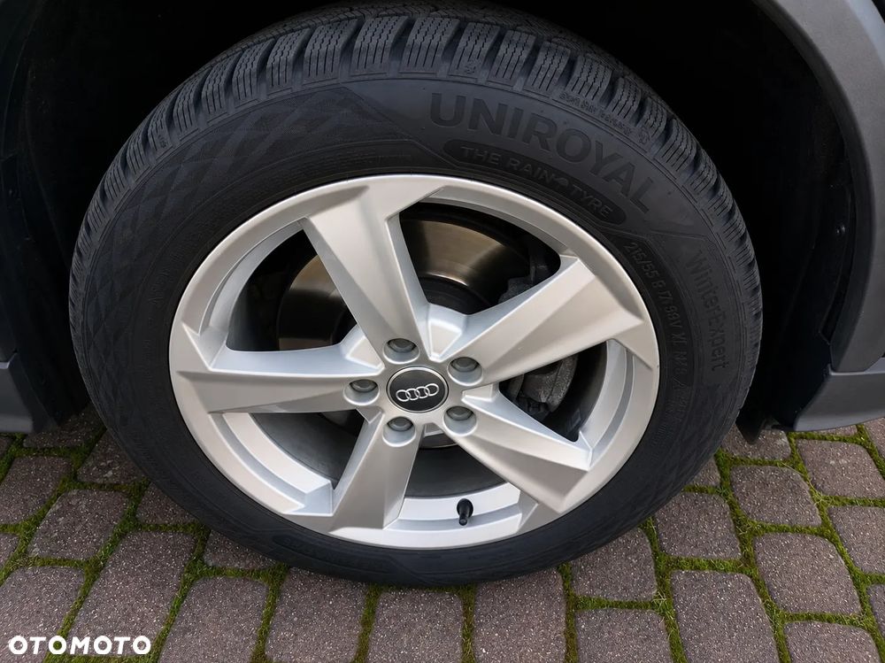Audi Q2 35 TDI S tronic sport - 33