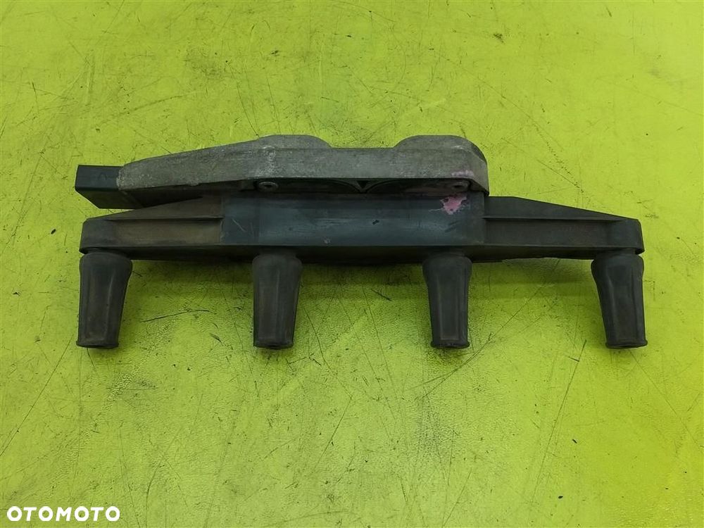 Cewka zapłonowa Skoda Fabia I 1999-2008 1.4B 58 KM 047905104B - 1