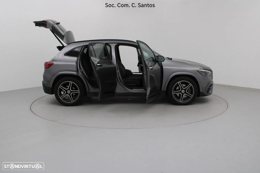 Mercedes-Benz GLA 180 d AMG Line - 10