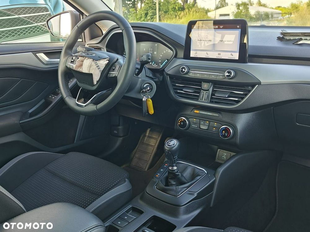 Ford Focus - 13