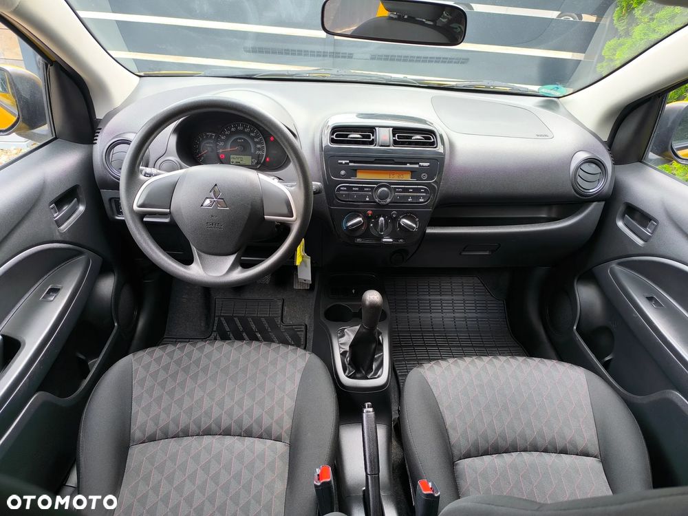 Mitsubishi Space Star - 7