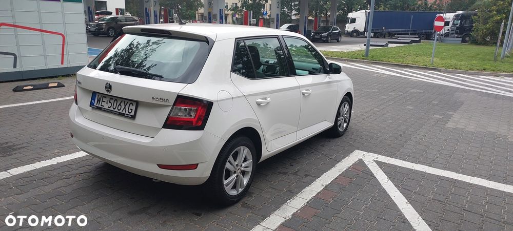 Skoda Fabia 1.0 TSI Active - 5