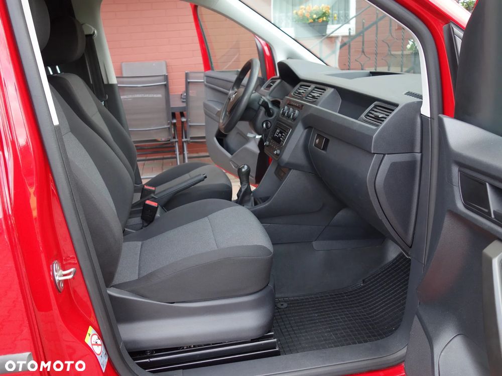 Volkswagen Caddy 2.0 TDI Comfortline - 25