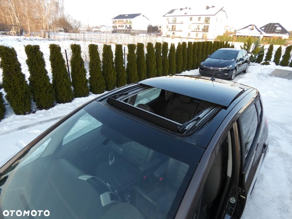 Kia Venga 1.6 CVVT Dream Team Edition - 18