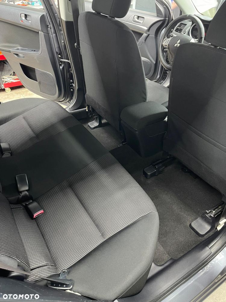 Mitsubishi Lancer 1.6 ClearTec Edition - 30