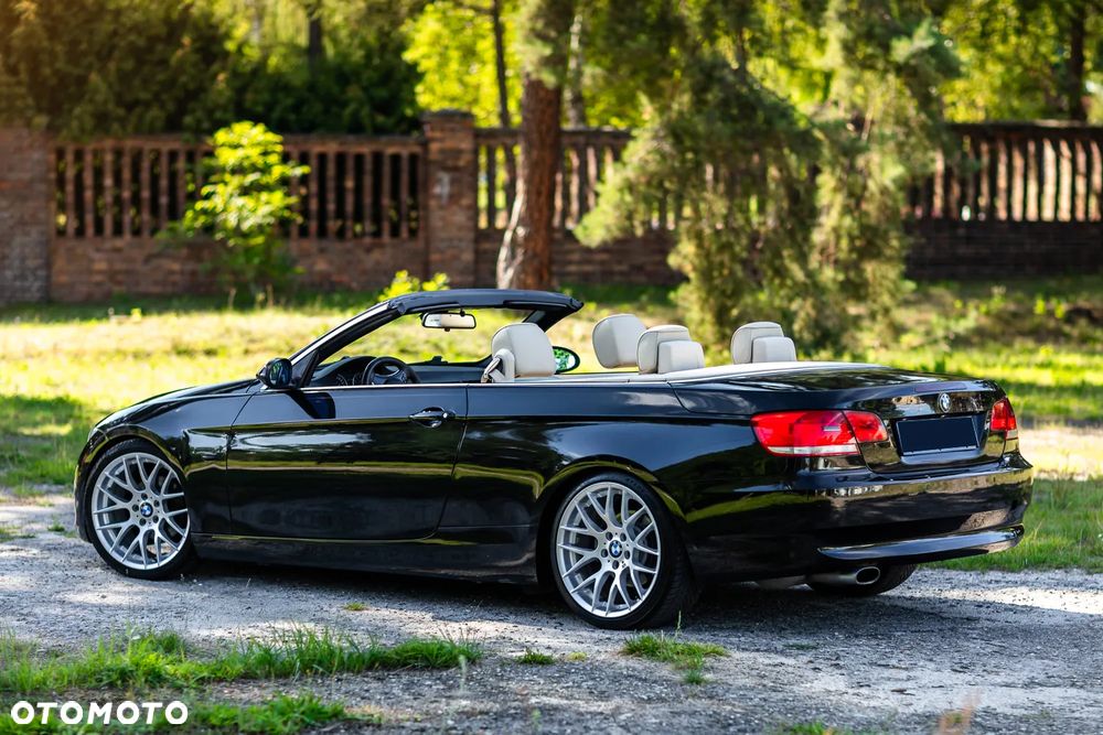 BMW Seria 3 320i Edition Exclusive - 14