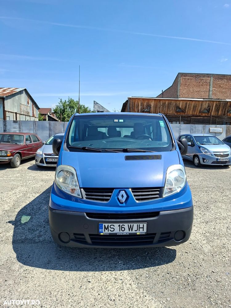 Renault Trafic - 2