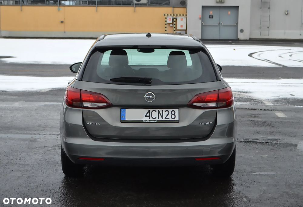 Opel Astra 1.4 T Dynamic - 37