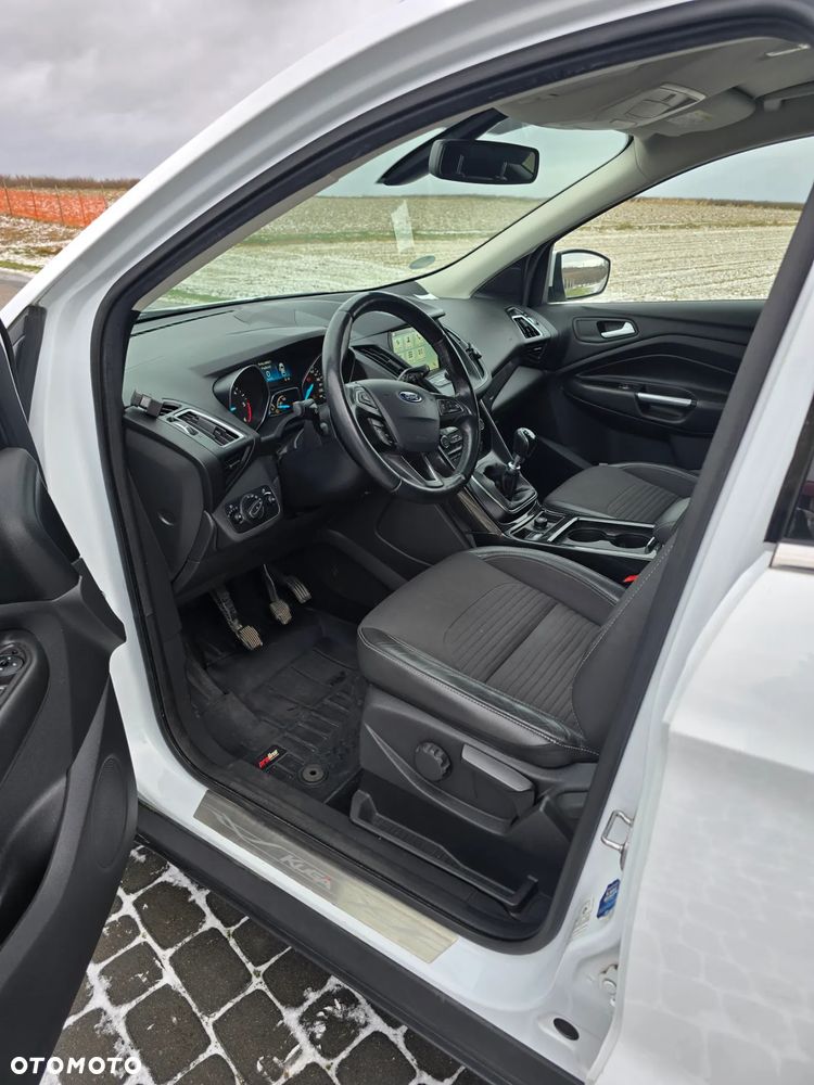 Ford Kuga 2.0 TDCi 4x4 Titanium - 9