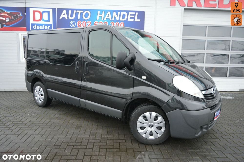 Opel Vivaro - 1