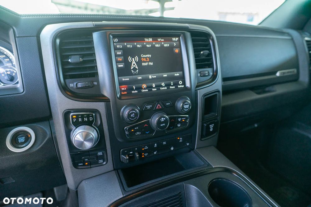 RAM 1500 5.7 Crew Cab Rebel - 29