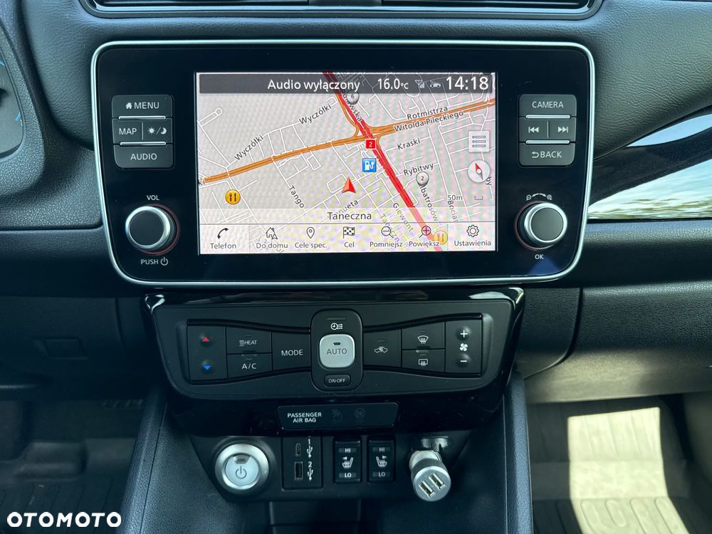 Nissan Leaf 40kWh N-Connecta - 22