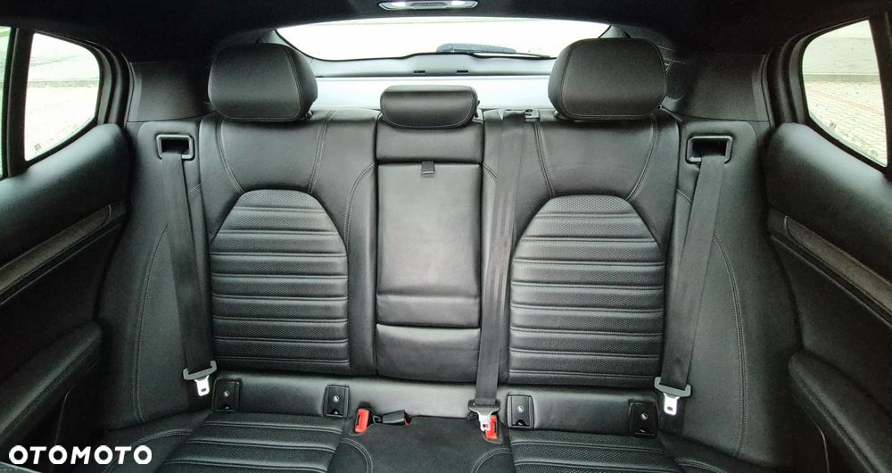 Alfa Romeo Stelvio 2.0 Turbo 16V AT8-Q4 Ti - 18