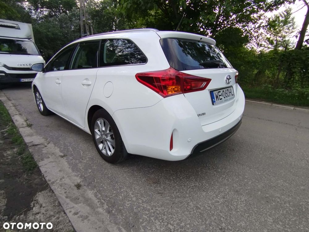 Toyota Auris 1.6 Dynamic - 19