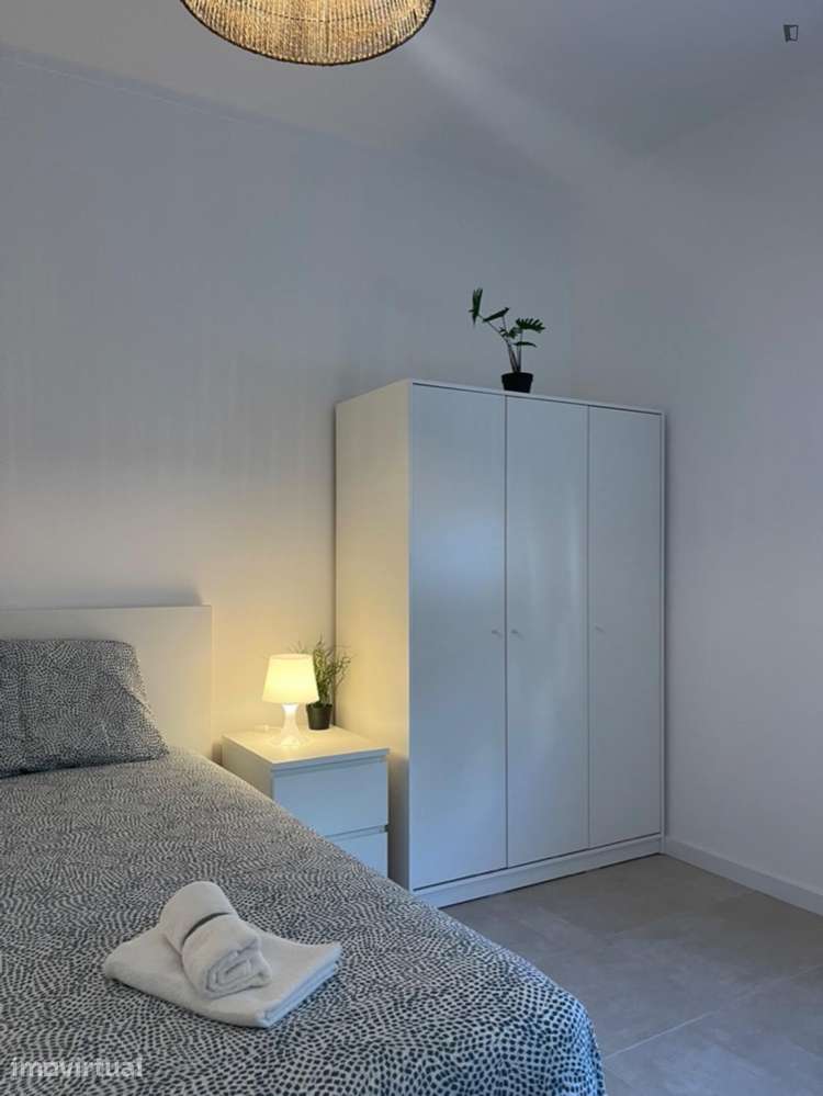 Quarto - localizado em Setubal - Grande imagem: 3/7