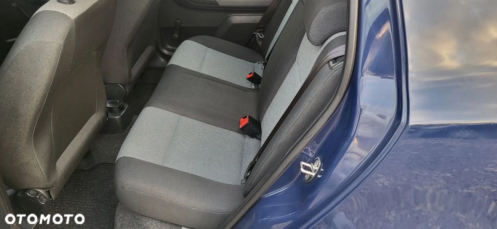 Skoda Fabia 1.2 HTP Classic - 12