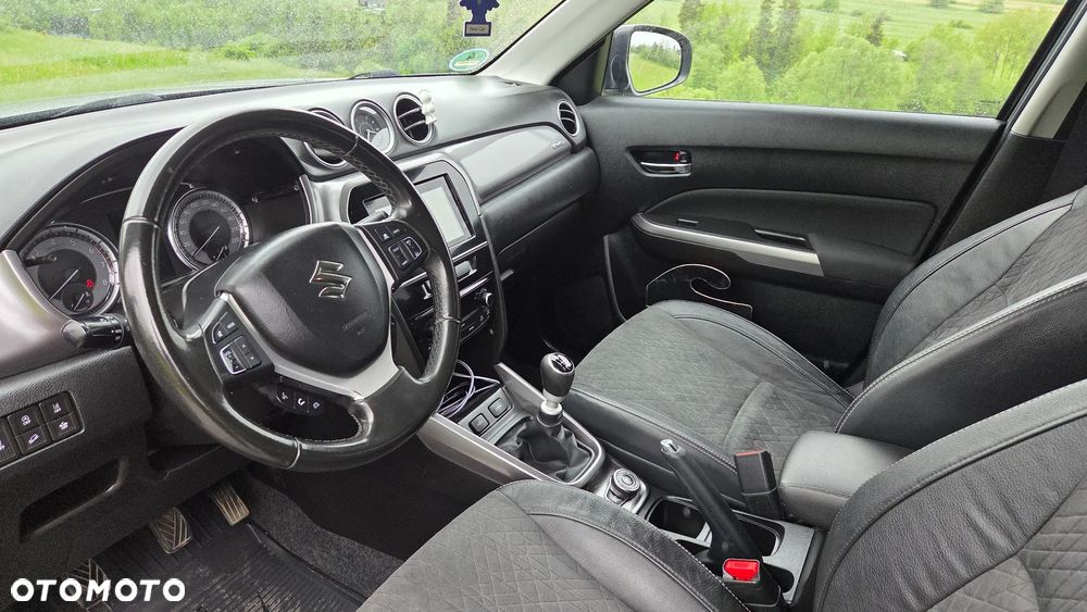 Suzuki Vitara 1.4 Boosterjet SHVS Elegance 4WD - 14