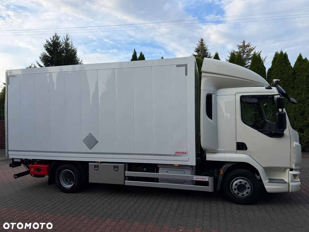 DAF DAF LF 12.260 AUTOMAT / PEŁNY ADR / LODÓWKA /SALON POLSKA / WINDA 1.5 TONY / PRZEBIEG 138.000 TYŚ KM / JEDYNY W POLSCE / FABRYCZNIE NOWY / UNIKAT / ŁÓŻKO / WOZIŁ AMUNICJE / KONTENER CAŁY WYBITY / PACHNIE NOWOŚCIĄ - 7
