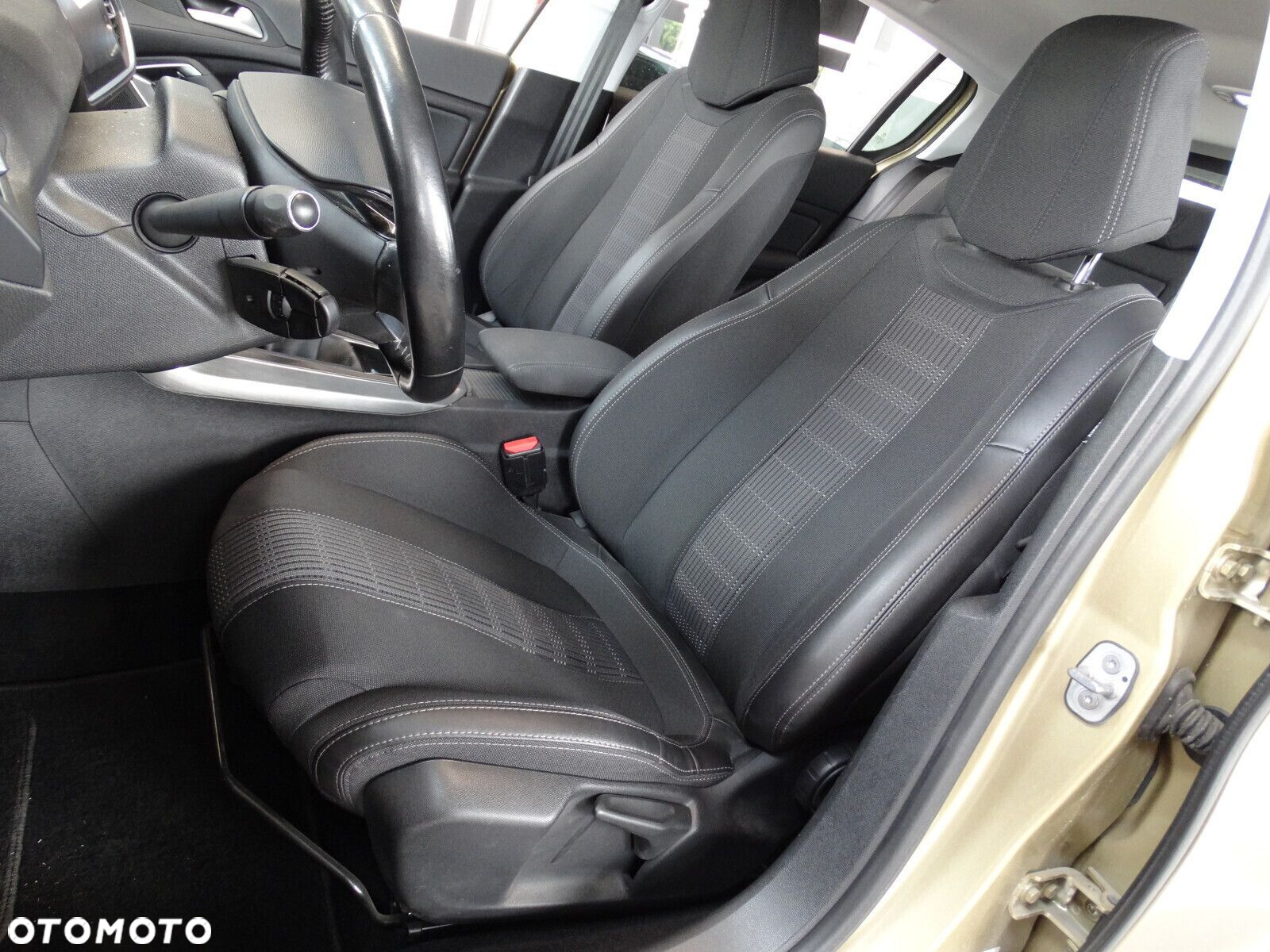 Peugeot 308 - 21