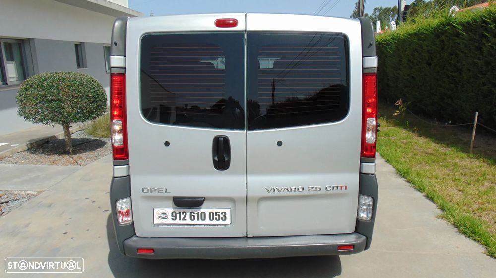 Opel VIVARO 2.5 CDTI - 4