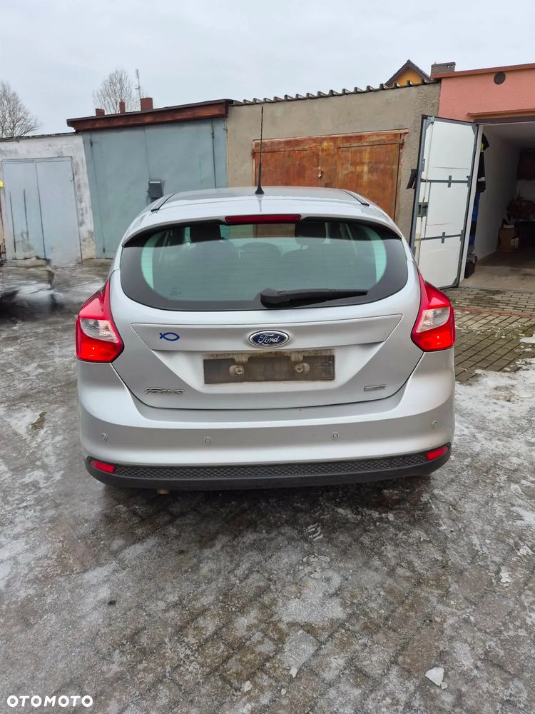 Ford Focus 1.0 EcoBoost 99g Trend - 9