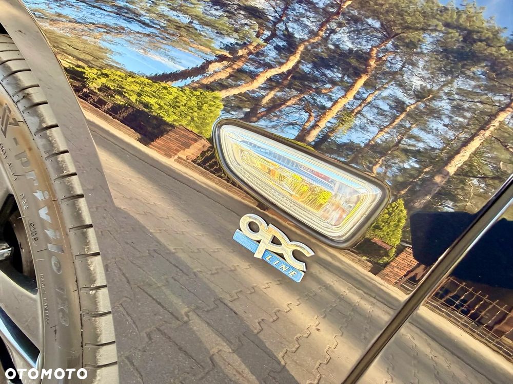 Opel Insignia 2.0 BiTurbo D 4x4 Automatik Ultimate Exclusive - 30