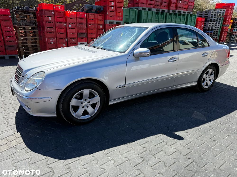 Mercedes-Benz Klasa E 320 CDI Avantgarde - 24