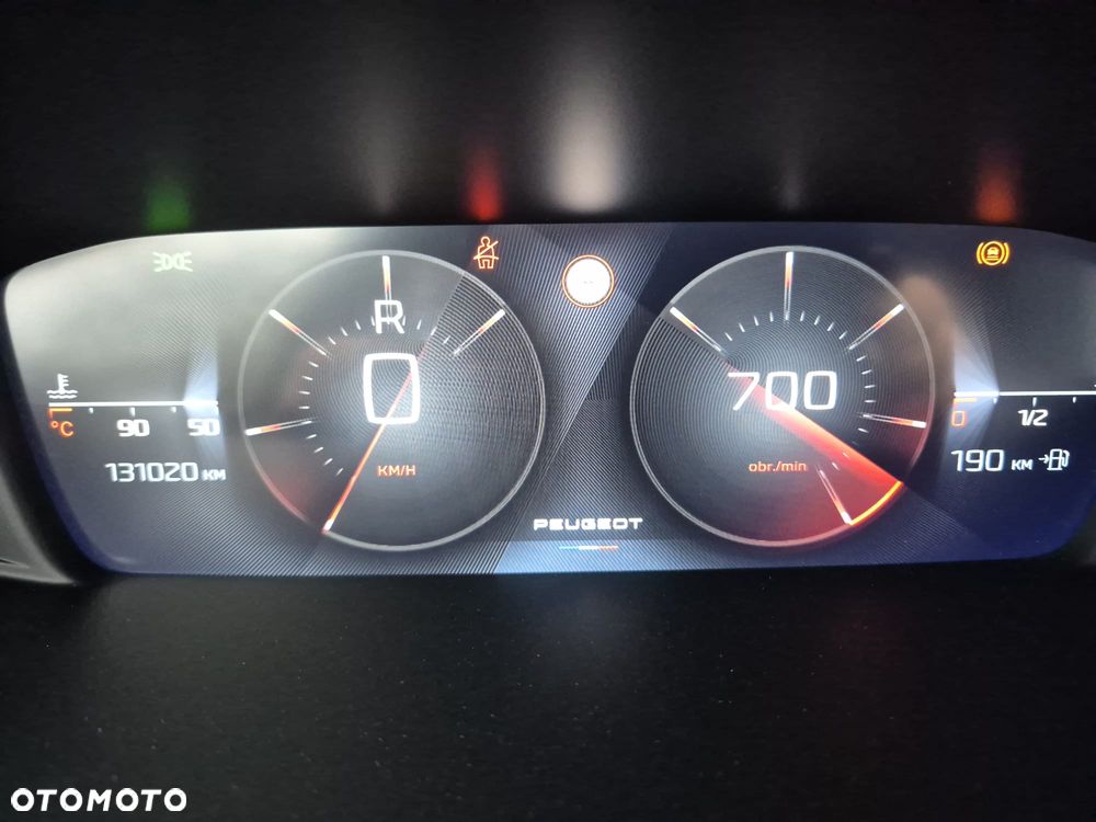 Peugeot 308 BlueHDi 130 EAT8 Allure Pack - 32