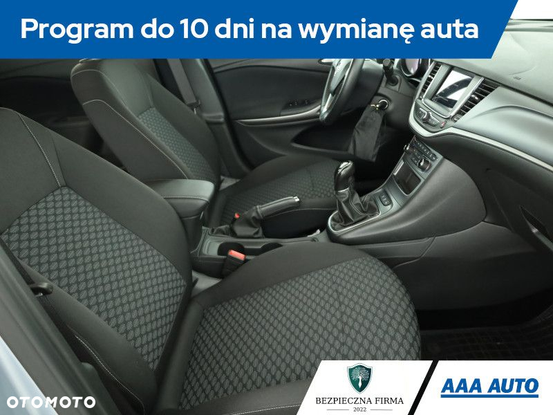 Opel Astra - 8