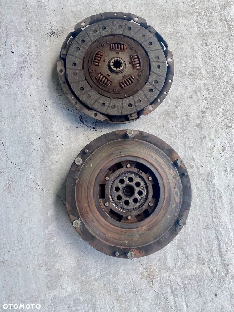 Zestaw Sprzęgło Sachs + Koło Dwumasowe LuK Iveco Daily 3.0 Euro 6 - 1