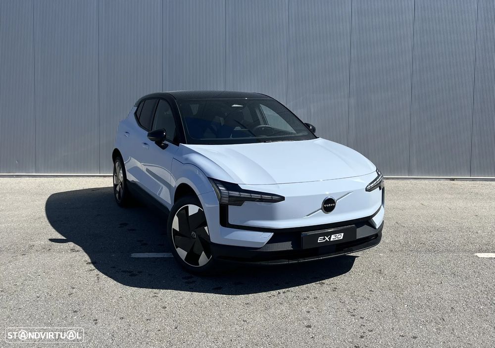 Volvo EX30 69 kWh Single Motor Extended Range Plus - 4