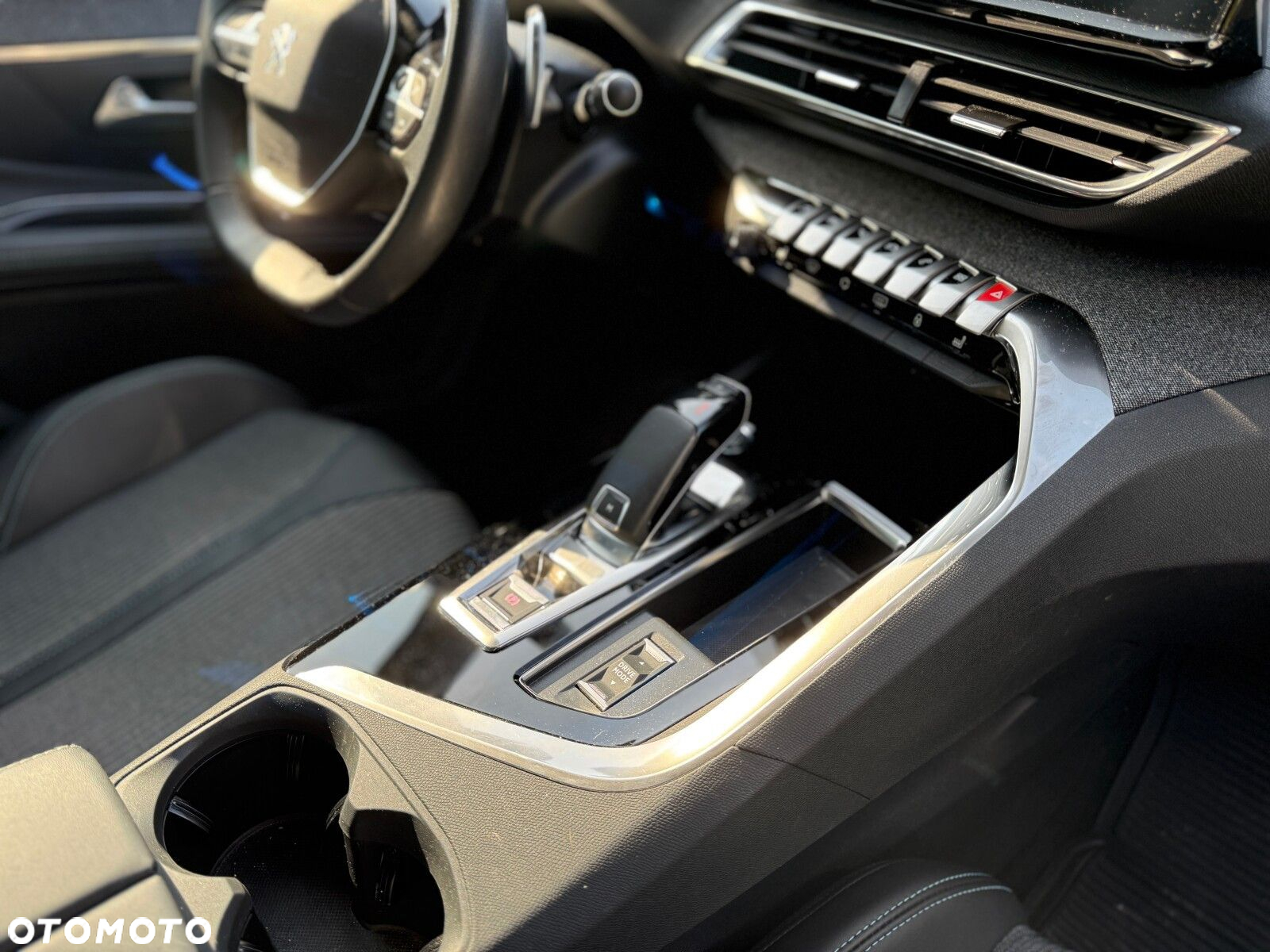 Peugeot 3008 - 17