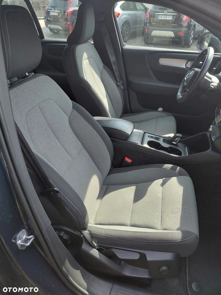 Volvo XC 40 T2 Essential - 10