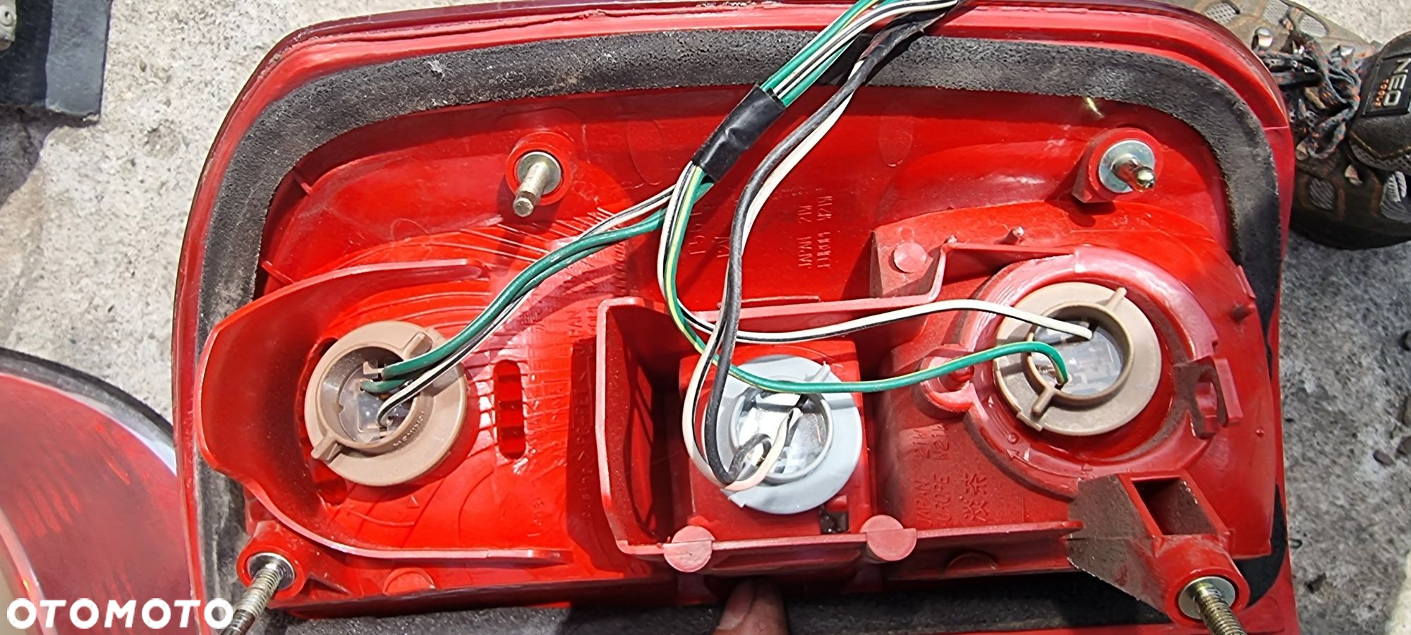 Toyota Rav 4 lampa tył lewa kompletna oryginał europa - 4