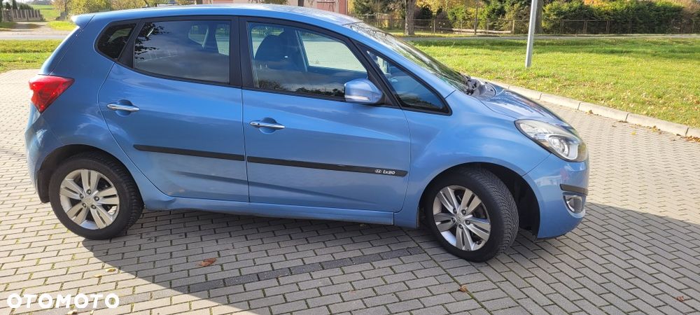 Hyundai ix20 - 3