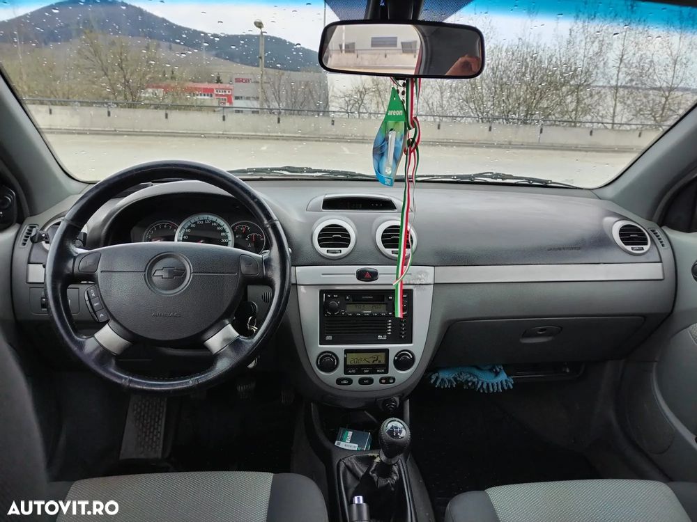 Chevrolet Lacetti 1.8 CDX - 11