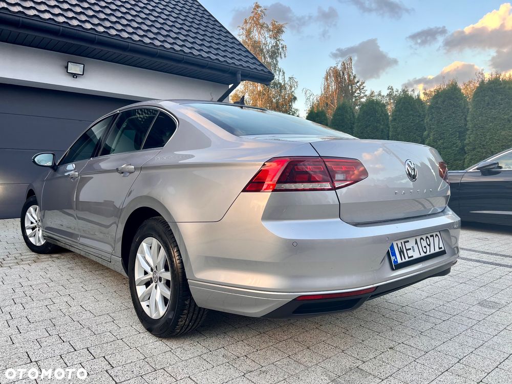 Volkswagen Passat 2.0 TDI EVO Business - 27