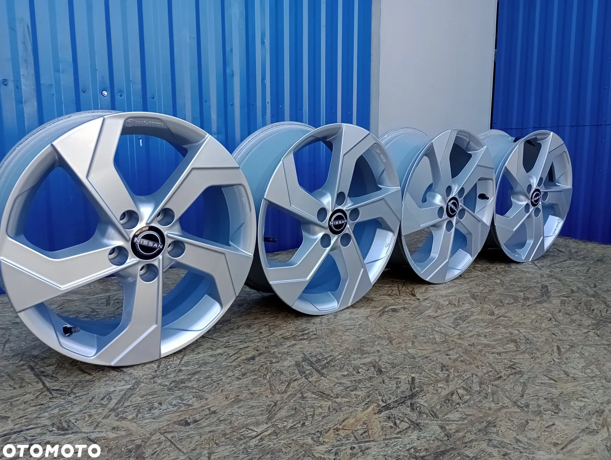 FELGA ALUMINIOWA 5x114 R17 7J ET40 NISSAN JUKE LEAF QASHQAI XTRAIL TOWNSTAR NV200 DACIA - 4