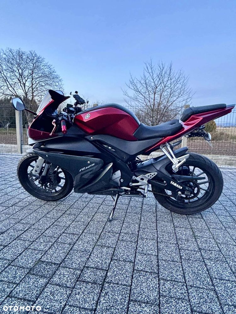 Yamaha YZF - 9