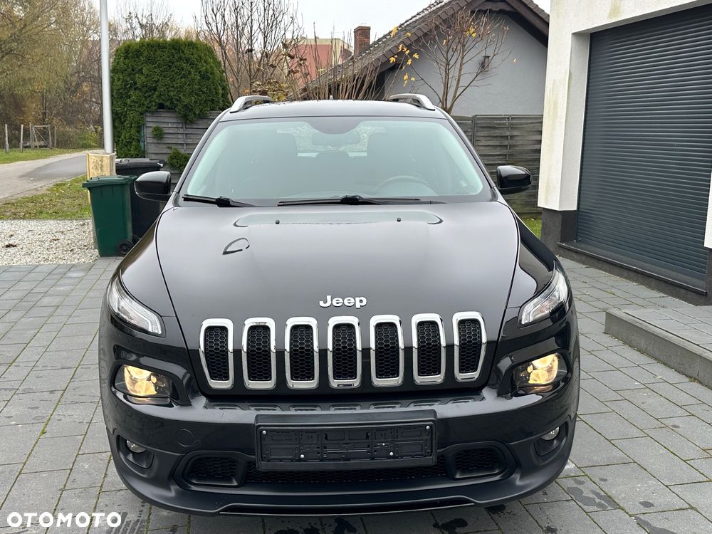 Jeep Cherokee - 12