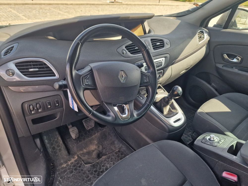 Renault Grand Scénic 1.5 dCi Bose Edition SS - 11